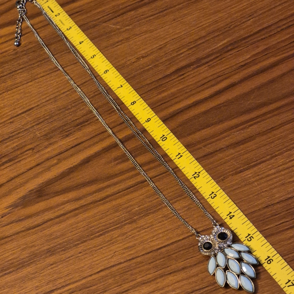 Blue Retro Owl Pendant Necklace - Picture 9 of 9